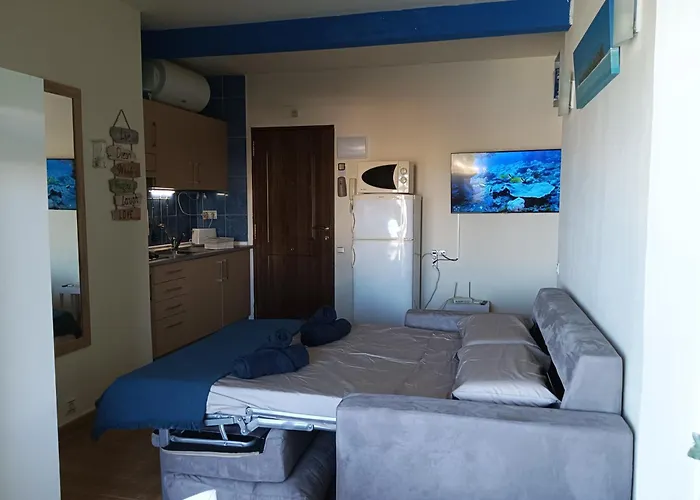 Admiral's Mediterranean View شقة